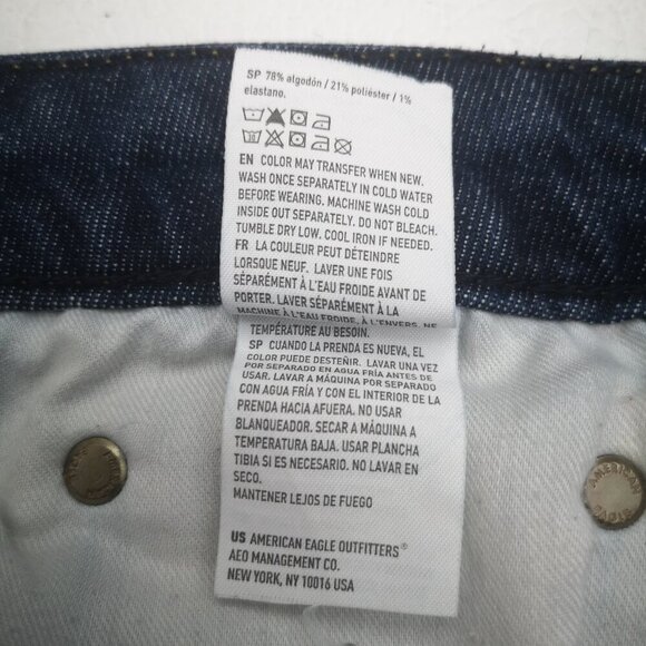 2 / $30.00 - American Eagle Ne(x)t Level Ladies Size 28 Athletic Fit Jean Shorts - Picture 9 of 12